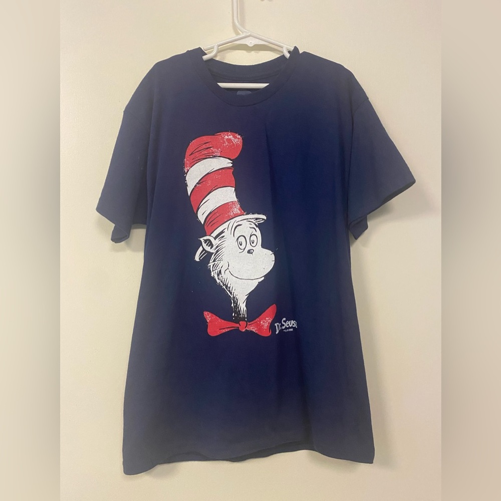 Boys size large Dr. Seuss navy tee